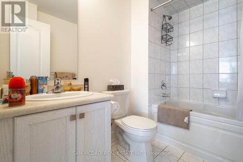 19 Conductor Avenue, Whitchurch-Stouffville, ON - Indoor Photo Showing Bathroom