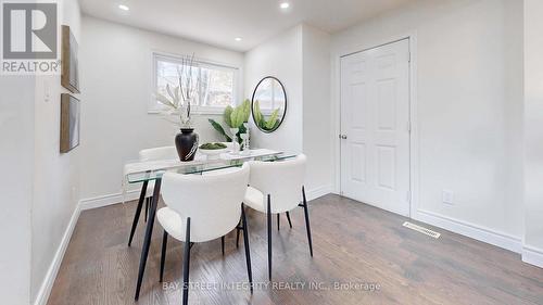 32 Markhaven Road, Markham, ON - Indoor Photo Showing Other Room