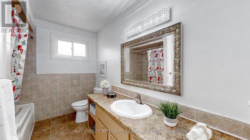 32 Markhaven Road, Markham, ON - Indoor Photo Showing Bathroom