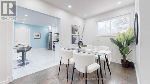 32 Markhaven Road, Markham, ON - Indoor Photo Showing Dining Room