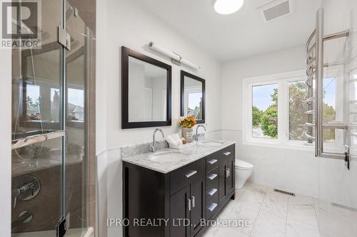 106 Hidden Trail Avenue, Richmond Hill, ON - Indoor Photo Showing Bathroom