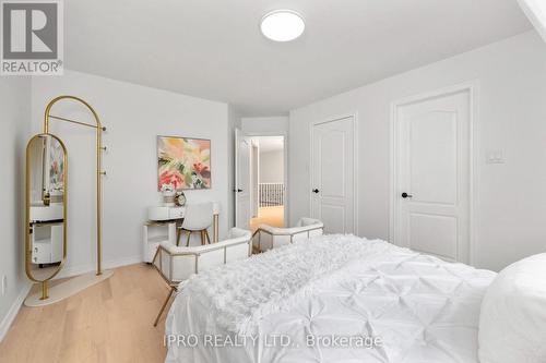 106 Hidden Trail Avenue, Richmond Hill, ON - Indoor Photo Showing Bedroom