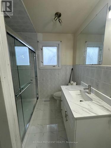 14849 Steeles Avenue W, Halton Hills, ON - Indoor Photo Showing Bathroom