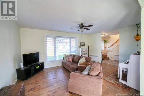 84 Chaleur, Belledune, NB - Indoor Photo Showing Living Room