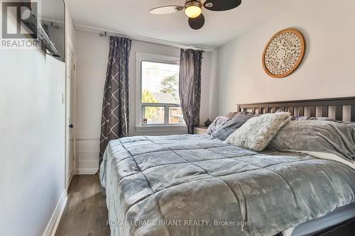 9 Alma Street, Brantford, ON - Indoor Photo Showing Bedroom