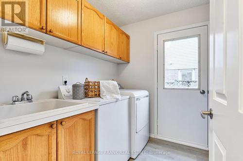 920 Royal Orchard Drive, Oshawa (Pinecrest), ON - Indoor Photo Showing Laundry Room