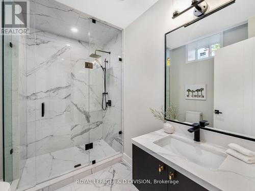 79 Chudleigh Avenue, Toronto, ON - Indoor Photo Showing Bathroom