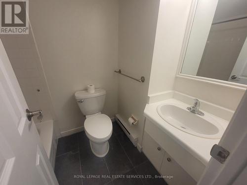 1 - 118 Pembroke Street, Toronto, ON - Indoor Photo Showing Bathroom