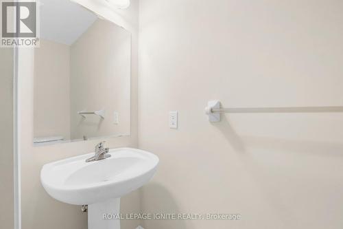 267 Prosser Circle, Milton, ON - Indoor Photo Showing Bathroom