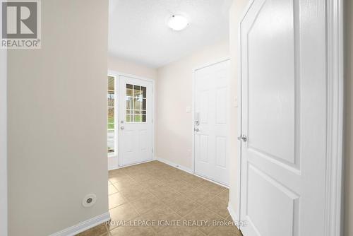 267 Prosser Circle, Milton, ON - Indoor Photo Showing Other Room