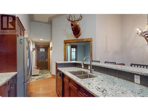 880 Dogwood Drive Unit# 405, Kimberley, BC - Indoor Photo Showing Kitchen With Double Sink