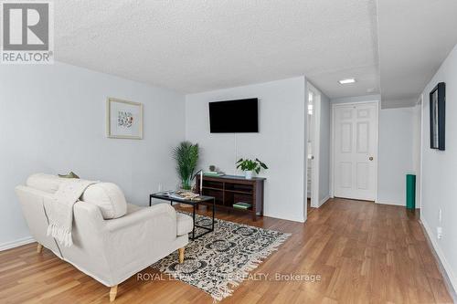 4 - 241 Limeridge Road W, Hamilton, ON - Indoor