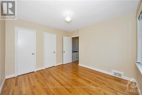 66 Southern Drive, Ottawa, ON - Indoor Photo Showing Other Room