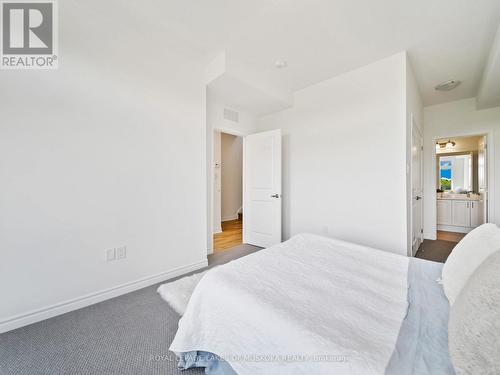 146 - 146 Elgin Street, Orillia, ON - Indoor Photo Showing Bedroom