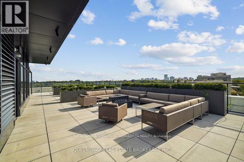 214 - 160 Kingsway Crescent, Toronto, ON - Outdoor With View