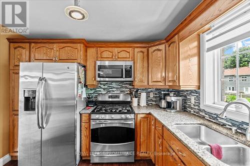 14 Marchmont Place, Belleville, ON - Indoor Photo Showing Kitchen With Double Sink