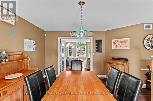 14 Marchmont Place, Belleville, ON - Indoor Photo Showing Dining Room