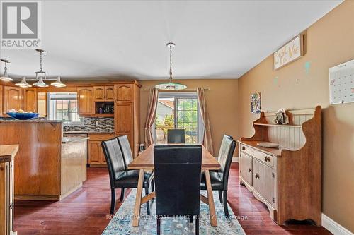 14 Marchmont Place, Belleville, ON - Indoor Photo Showing Dining Room