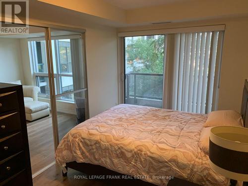 316 - 18 Harding Boulevard, Richmond Hill (Harding), ON - Indoor Photo Showing Bedroom