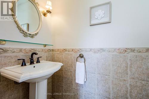 69 Ashmount Crescent, Toronto, ON - Indoor Photo Showing Bathroom