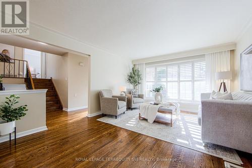 69 Ashmount Crescent, Toronto, ON - Indoor Photo Showing Living Room