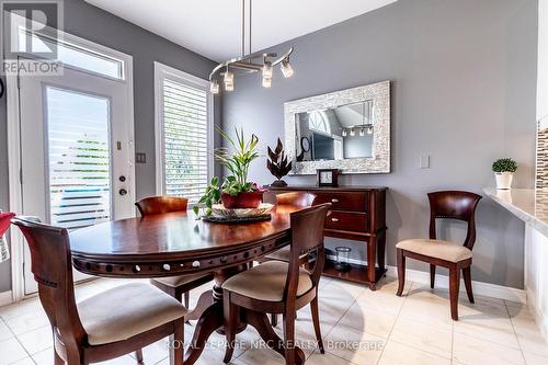 205 Galloway Trail, Welland, ON - Indoor Photo Showing Dining Room