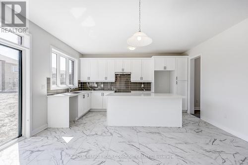 265 Flavelle Way, Smith-Ennismore-Lakefield, ON - Indoor Photo Showing Kitchen