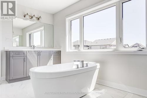 265 Flavelle Way, Smith-Ennismore-Lakefield, ON - Indoor Photo Showing Bathroom