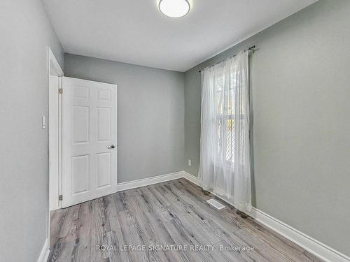 1383 Cannon St E, Hamilton, ON - Indoor Photo Showing Other Room