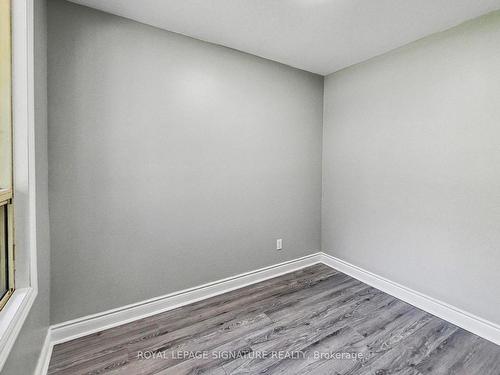 1383 Cannon St E, Hamilton, ON - Indoor Photo Showing Other Room