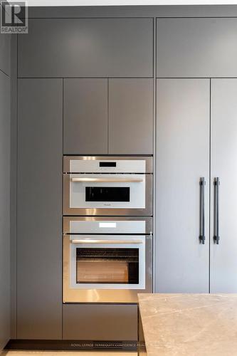 38 Bevdale Road, Toronto, ON - Indoor Photo Showing Kitchen