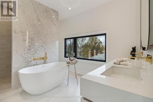 38 Bevdale Road, Toronto, ON - Indoor Photo Showing Bathroom