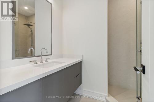 38 Bevdale Road, Toronto, ON - Indoor Photo Showing Bathroom