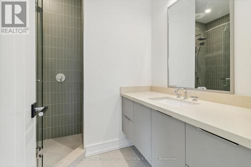 38 Bevdale Road, Toronto, ON - Indoor Photo Showing Bathroom