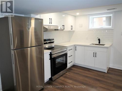 Lower - 76 Vanbrugh Avenue, Toronto, ON - Indoor Photo Showing Kitchen With Upgraded Kitchen