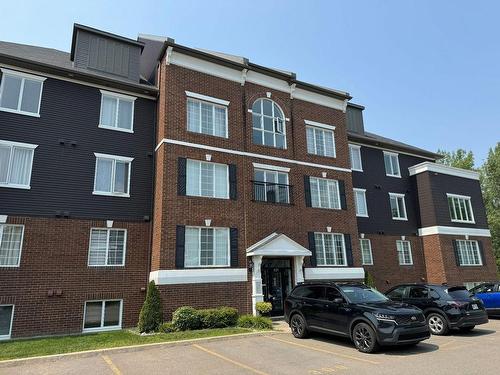 Frontage - 104-327 Rue Ste-Catherine, Saint-Constant, QC - Outdoor With Facade