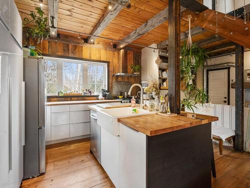 Kitchen - 2865  - 2867Z Crois. De La Falaise, Val-David, QC - Indoor Photo Showing Kitchen