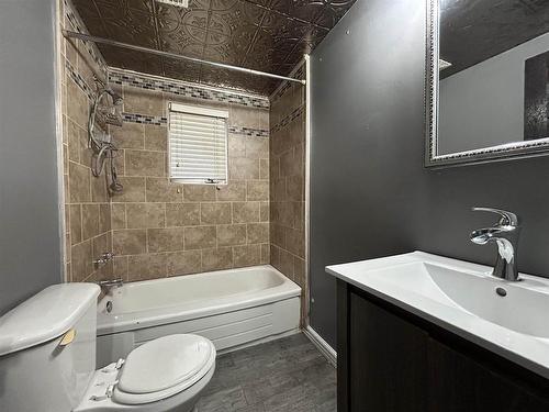 434 First Street E, Fort Frances, ON - Indoor Photo Showing Bathroom