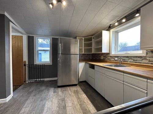 434 First Street E, Fort Frances, ON - Indoor Photo Showing Kitchen