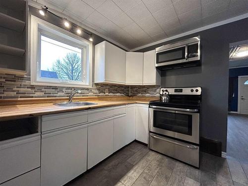 434 First Street E, Fort Frances, ON - Indoor Photo Showing Kitchen