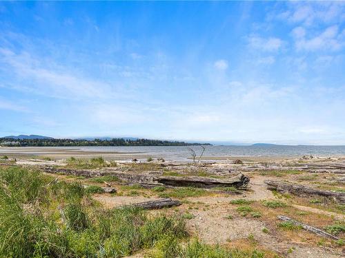 A30-200 Corfield St, Parksville, BC 