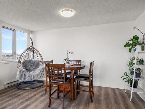 1101-327 Maitland St, Victoria, BC - Indoor Photo Showing Dining Room