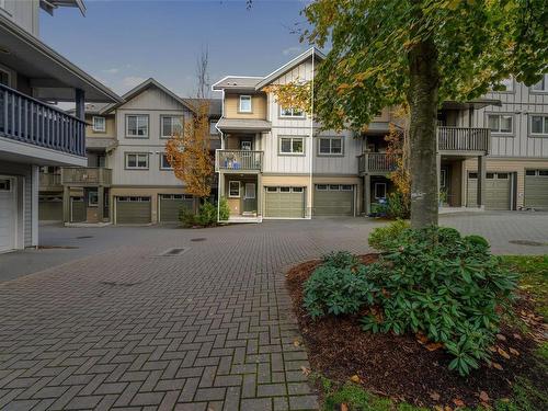 12-1405 Mallek Cres, Victoria, BC 