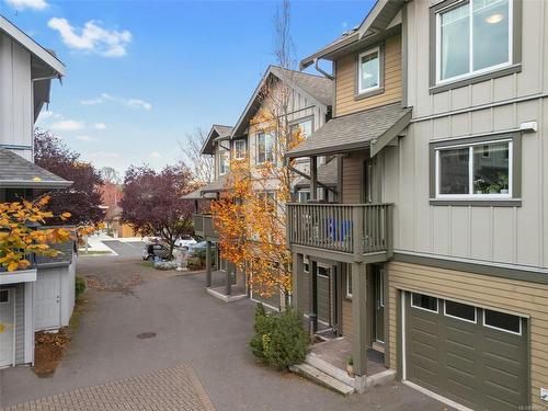 12-1405 Mallek Cres, Victoria, BC 