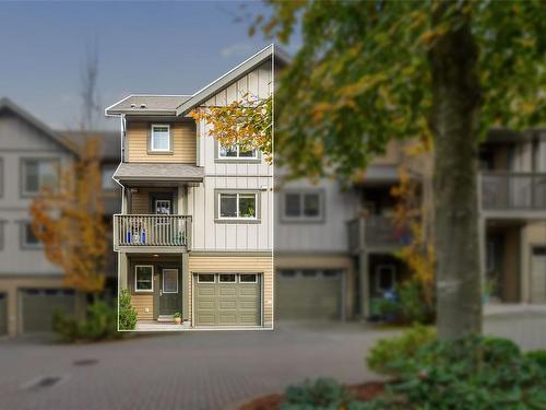 12-1405 Mallek Cres, Victoria, BC 