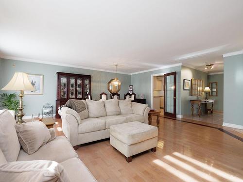 Salon - 20-555Z Montrose Drive, Beaconsfield, QC - Indoor Photo Showing Living Room