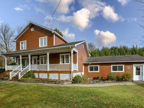 FaÃ§ade - 2725 Rue Dufour, Sainte-Julienne, QC - Outdoor With Deck Patio Veranda With Facade