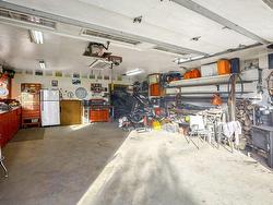 Garage - 