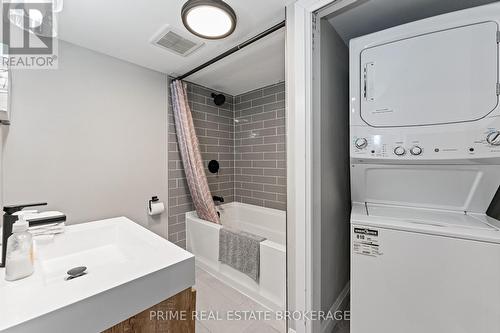 14 Warwick Avenue, Lambton Shores (Grand Bend), ON - Indoor Photo Showing Laundry Room