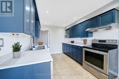 2023 Swan Street W, Innisfil, ON - Indoor Photo Showing Kitchen With Double Sink